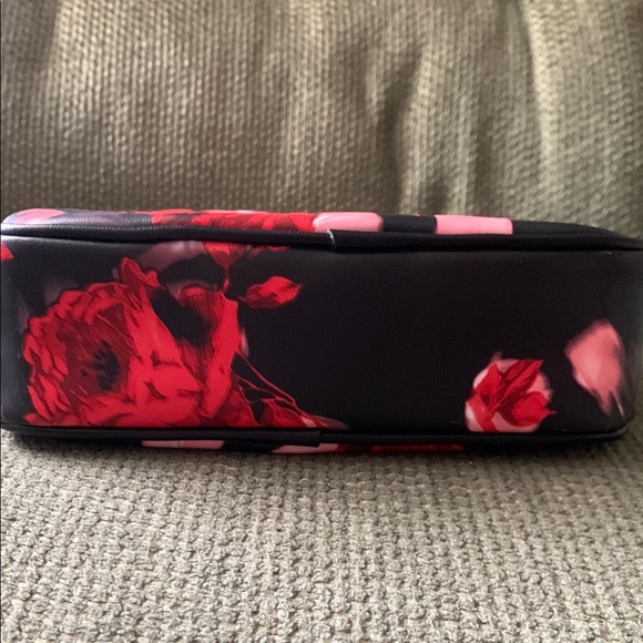 Victoria's Secret Black and Red Floral Crossbody Bag - Picture 4 of 5
